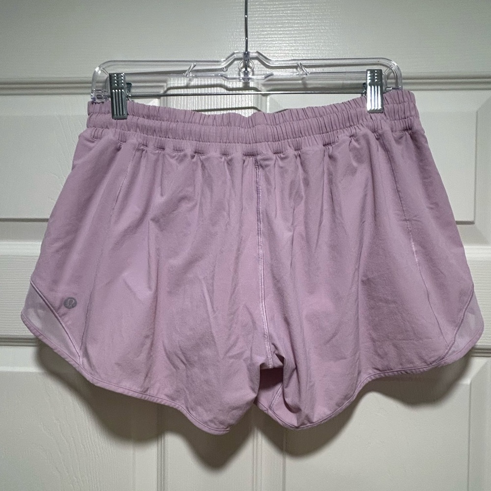 Lululemon Hotty Hot Shorts 12 Tall - Picture 4 of 6